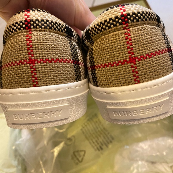 Burberry Slip On Sneaker LF Thompson L Check - Picture 10 of 13